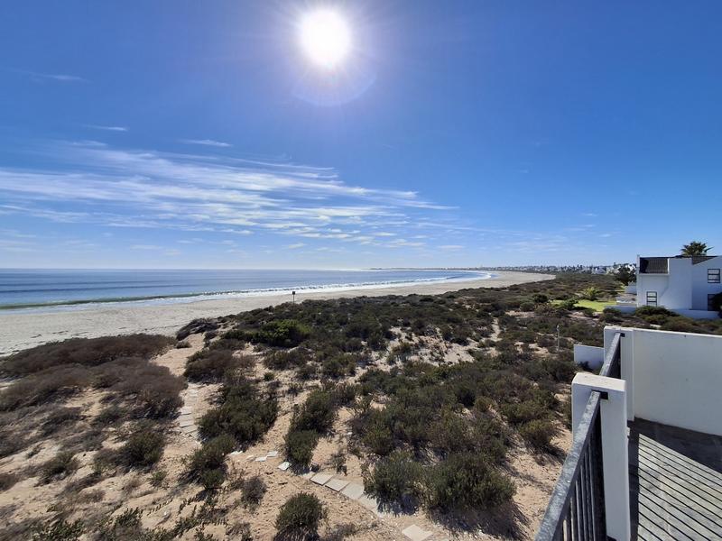 To Let 3 Bedroom Property for Rent in Golden Mile Western Cape